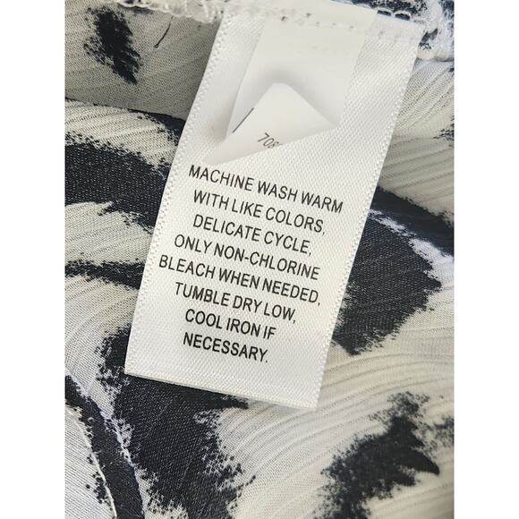 Ophelia Roe Zebra Print Blouse Plus Size 3X - Picture 12 of 12